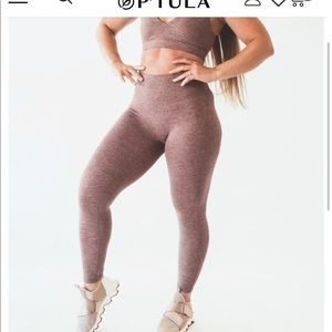 P’tula bare legging! 🤍